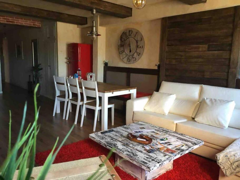 Luxury Danna Plaza Mayor Куэнка Экстерьер фото